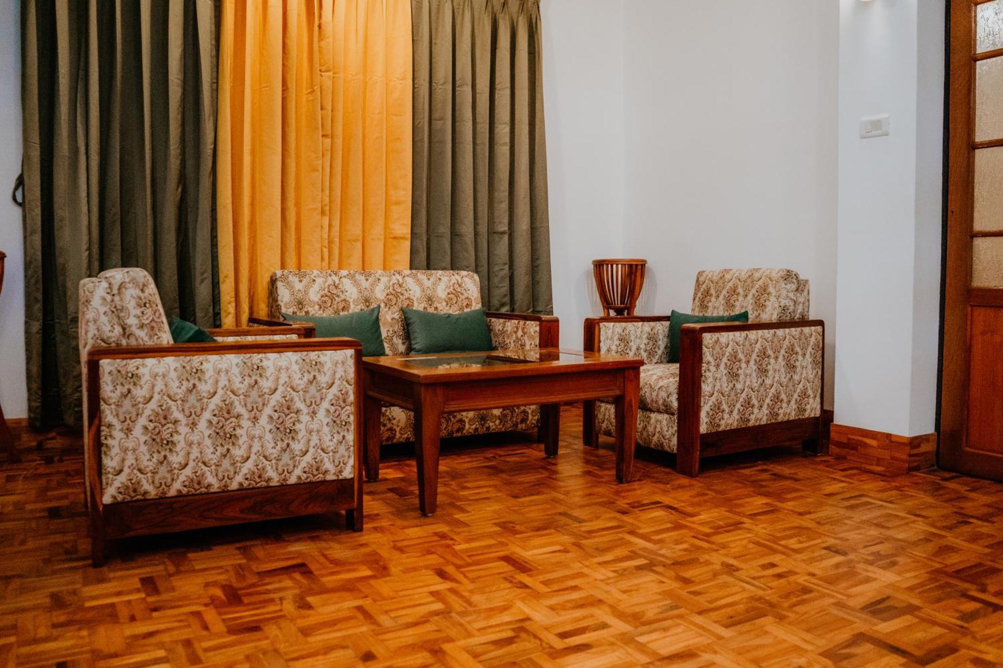 Tashi Palace Hotel Gangtok Buitenkant foto